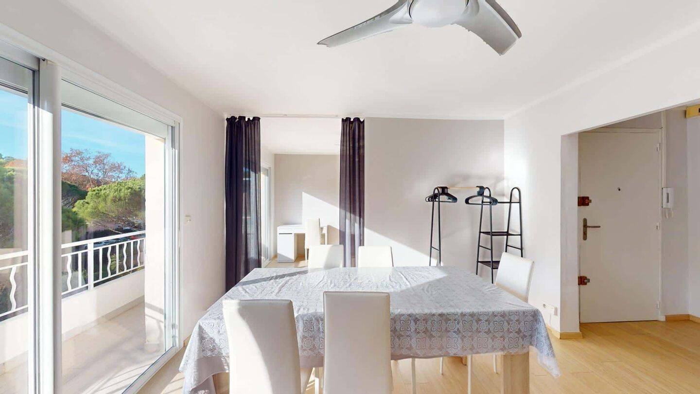 Appartement 3 pièces 71 m² · à Le Pradet · 71 m² · 1 300 €/mois