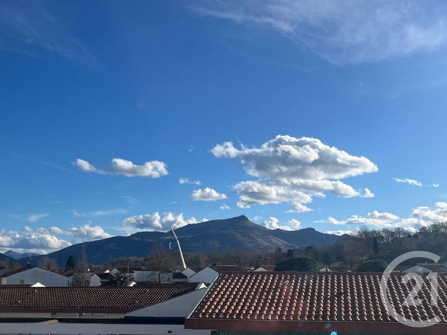 Appartement 1 pièce 34 m² · à Saint-Jean-de-Luz · 34,3 m² · 590 €/mois