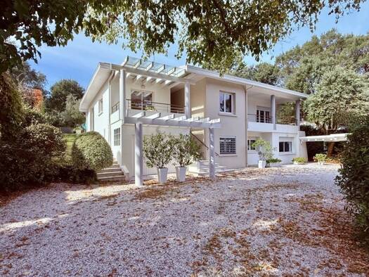 Maison de plain-pied à vendre 2 100 000 € 8 pièces 4 chambres 180 m² 1 170 m² de terrain Hossegor Soorts-Hossegor 40150