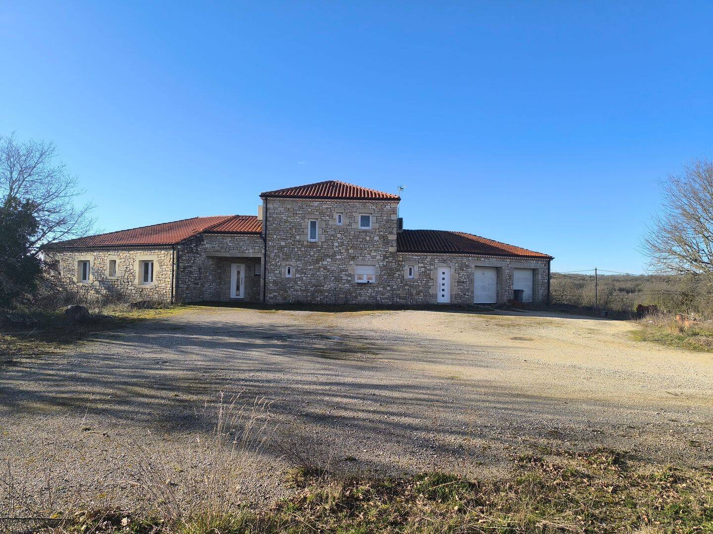 Maison 10 pièces 344 m² · à Crayssac · 344 m² · 325 000 €