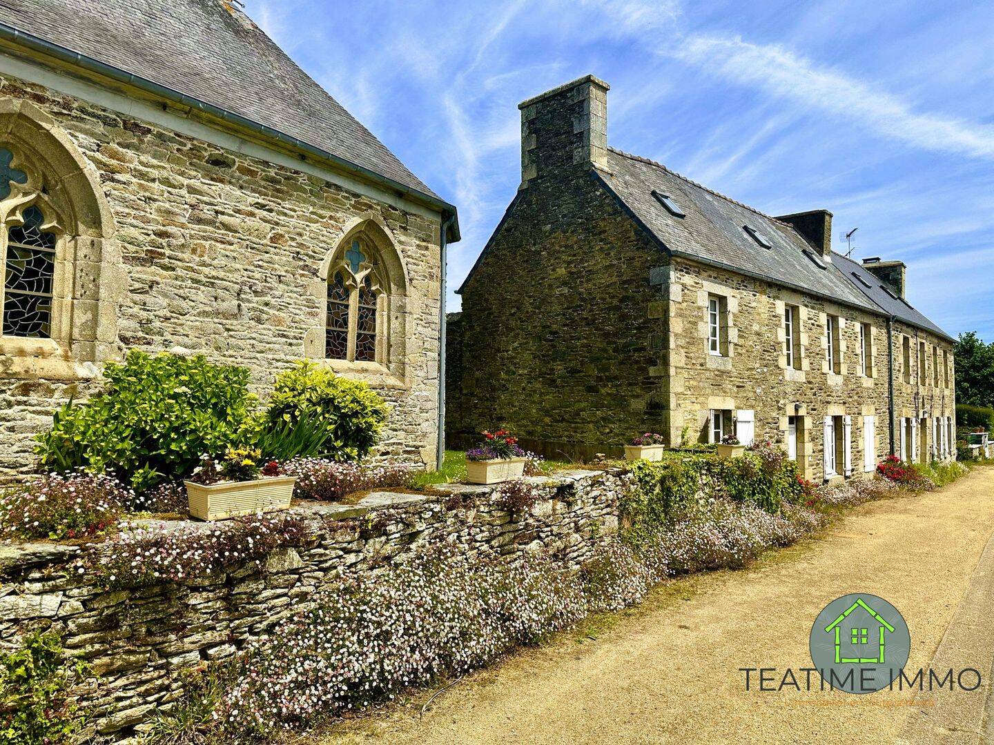 Maison 11 pièces 279 m² · à Coatréven · 279 m² · 344 000 €