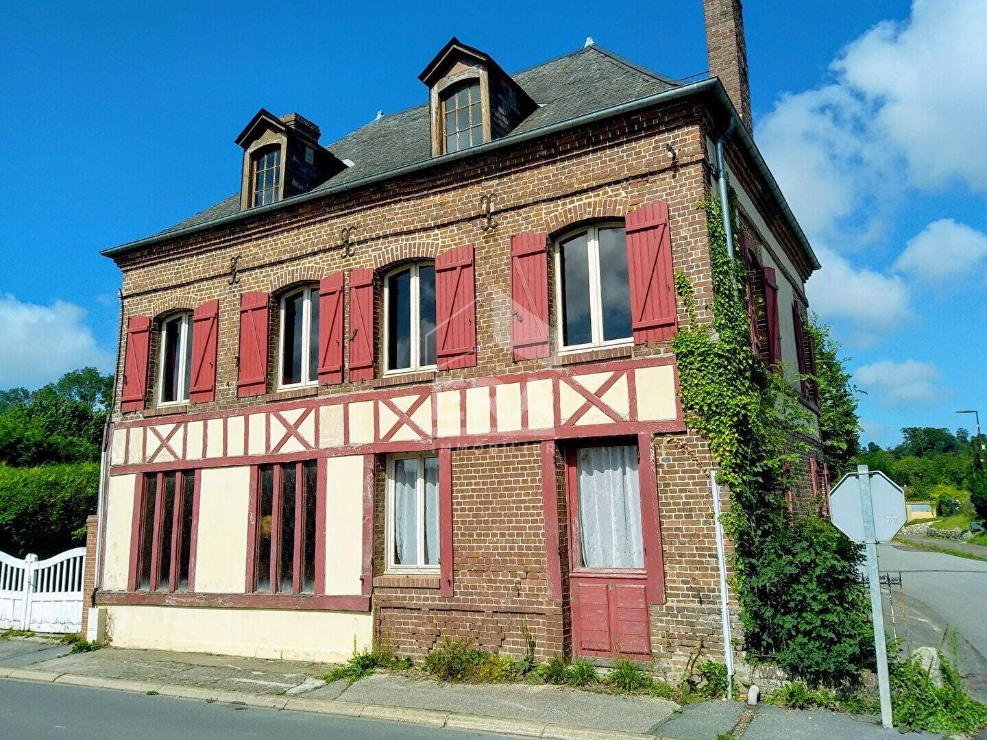 Maison 5 pièces 142 m² · à Gueures · 141,5 m² · 115 500 €