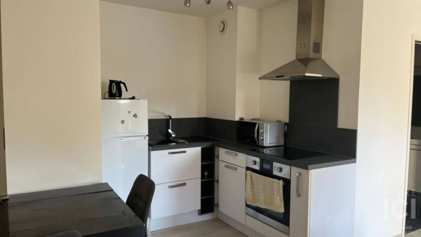 Appartement 1 pièce 33 m² · à Nantes · 32,7 m² · 800 €