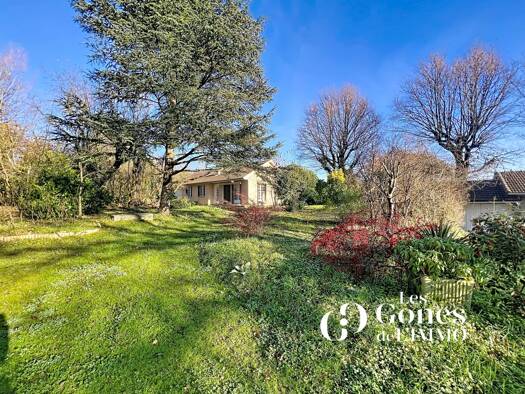 Maison de plain-pied à vendre 490 000 € 4 pièces 3 chambres 97 m² 1 521 m² de terrain Saint-Genis-les-Ollières 69290