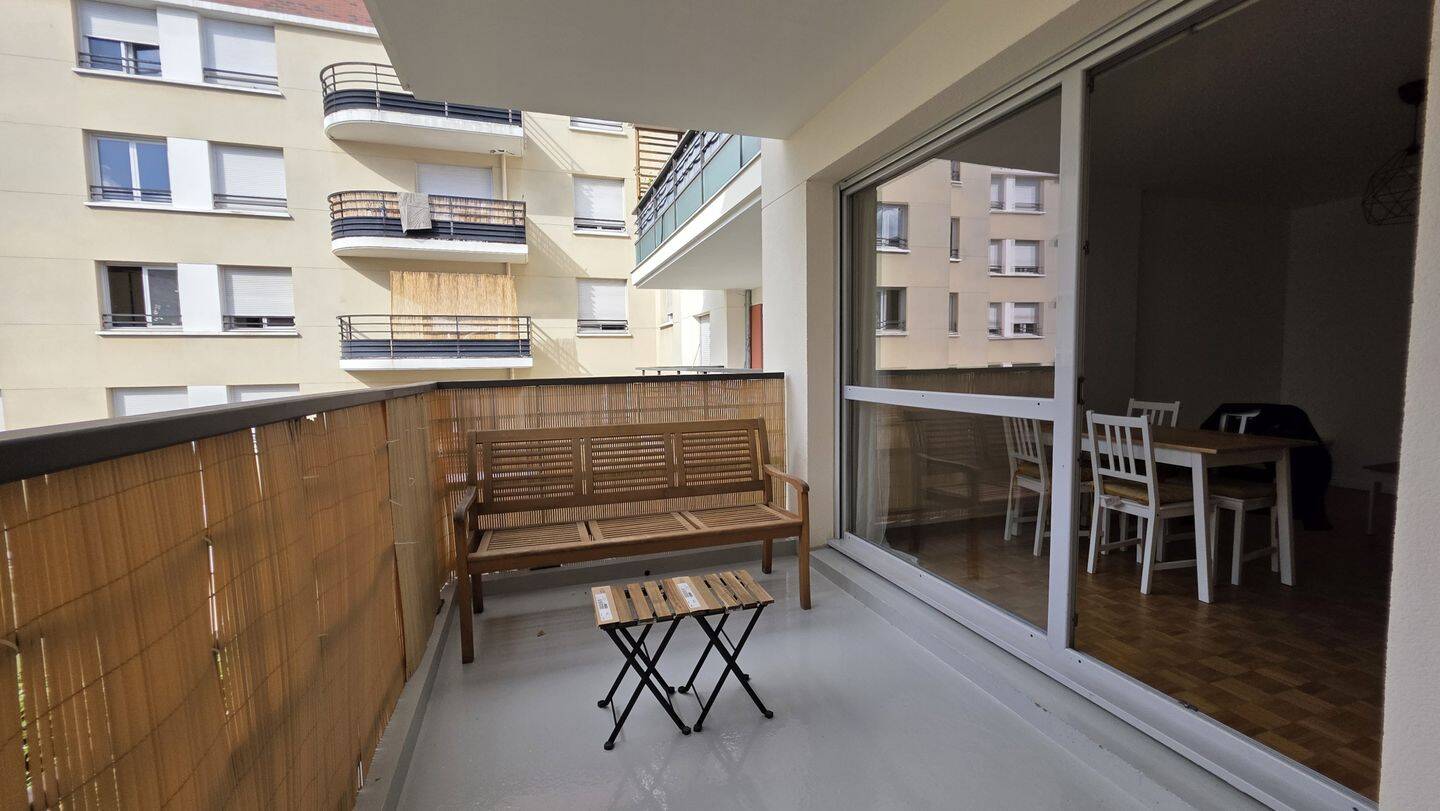Appartement 3 pièces 65 m² · à Suresnes · 64,5 m² · 1 650 €