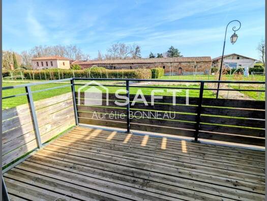 Appartement à vendre 113 000 € 2 pièces 1 chambre 45 m² RDC Saint-Cézert 31330