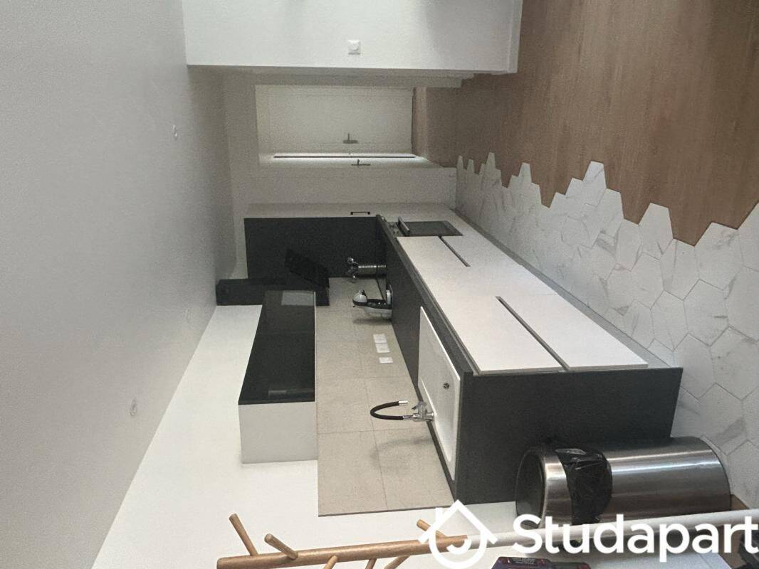1 pièce 16 m² · à Annemasse · 16 m² · 860 €