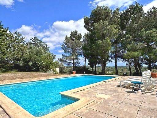 Maison 7 pièces 192 m² · à Castelnau-de-Guers · 192 m² · 649 000 €