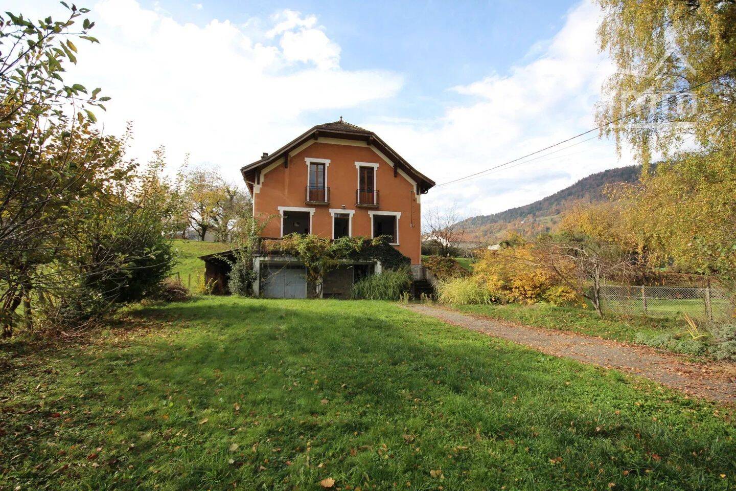 Maison 9 pièces 148 m² · à Valgelon-la Rochette · 147,7 m² · 269 000 €