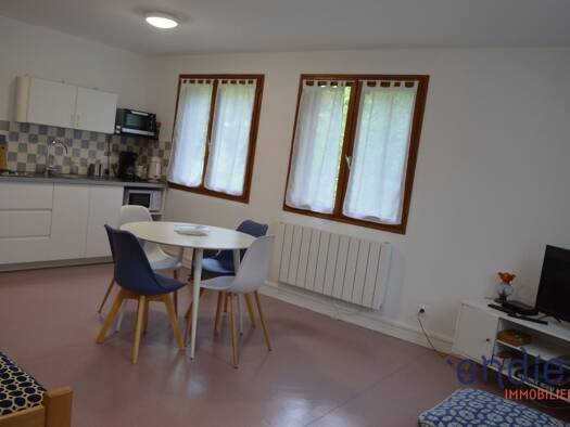 Appartement à vendre 92 000 € 2 pièces 1 chambre 40 m² 1er étage Lélex 01410