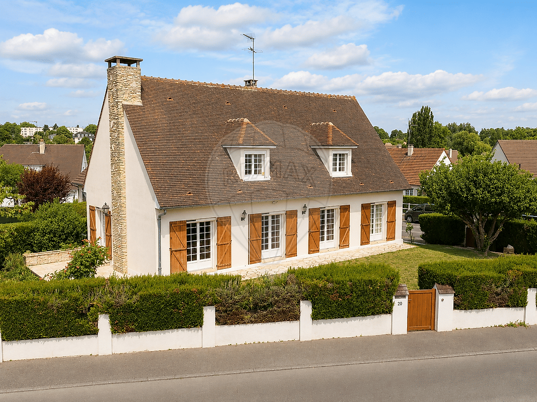 Maison 8 pièces 170 m² · à Senlis · 170 m² · 695 000 €