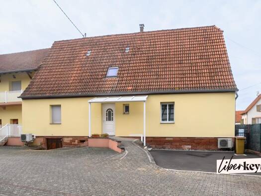 Appartement à vendre 188 900 € 5 pièces 4 chambres 95 m² Étage 1/1 Schleithal 67160