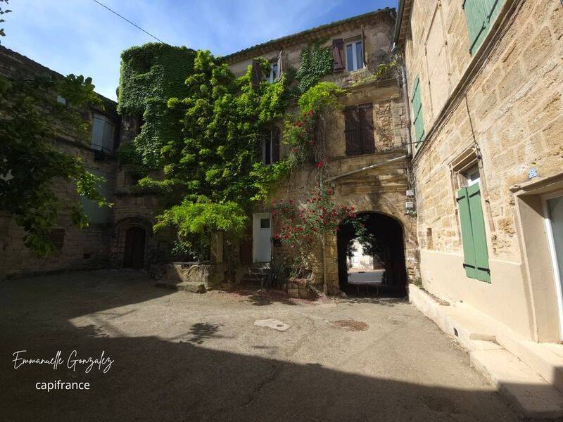 Maison 6 pièces 196 m² · à Roujan · 196 m² · 229 000 €