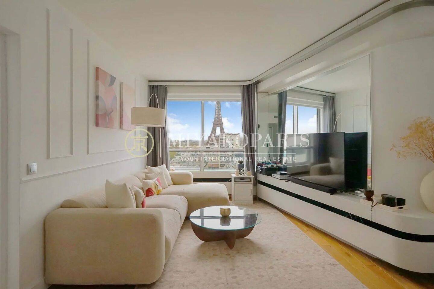 Appartement 3 pièces 55 m² · à Paris 15ème Arrondissement · 55 m² · 590 000 €