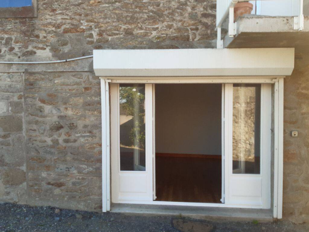 Appartement 1 pièce 25 m² · à Plumergat · 25 m² · 320 €