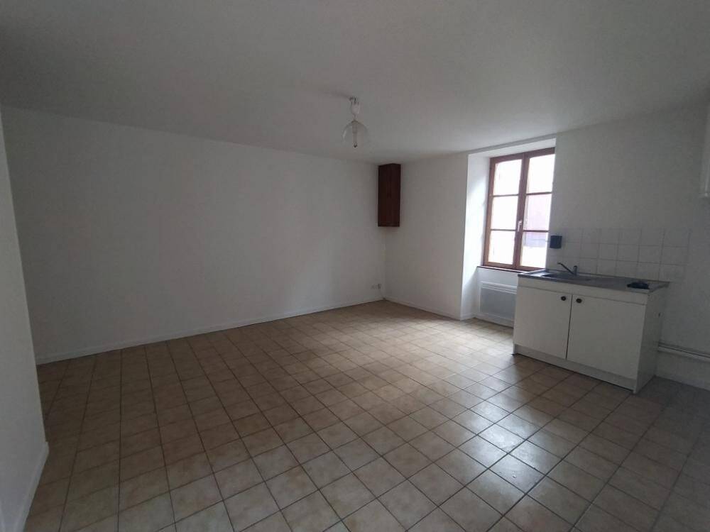 Appartement 2 pièces 47 m² · à Clamecy · 47 m² · 350 €