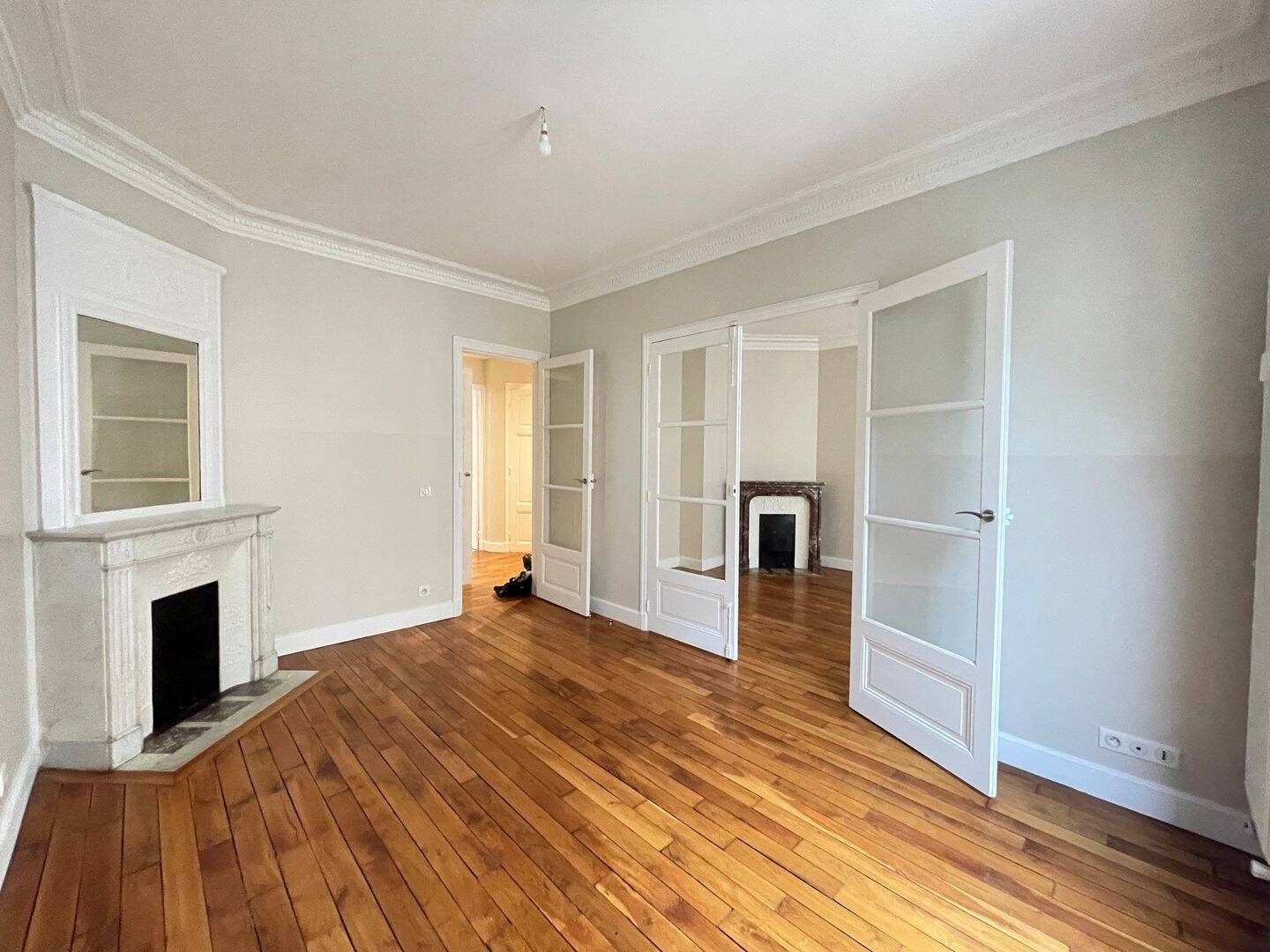 Appartement 3 pièces 68 m² · à Paris 15ème Arrondissement · 68 m² · 2 083 €/mois