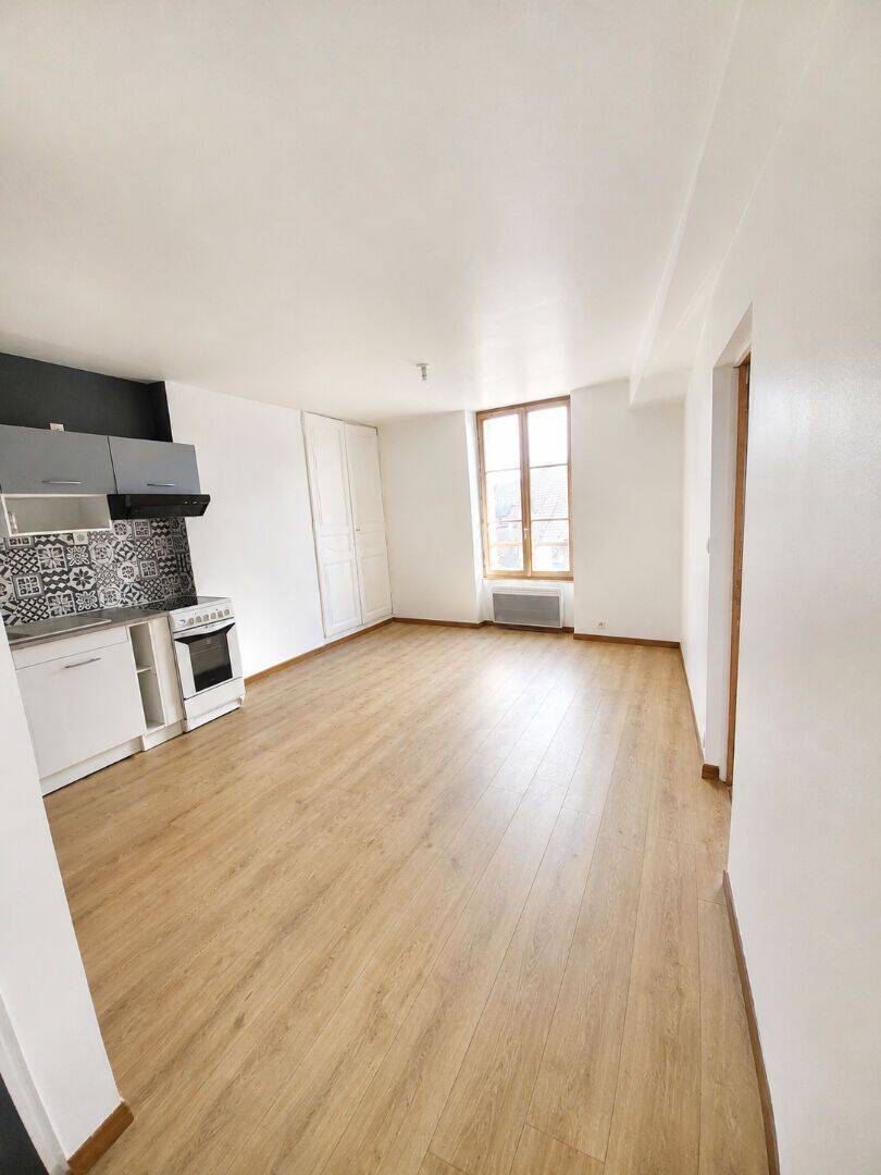 Appartement 2 pièces 34 m² · à Brienon-sur-Armançon · 34 m² · 468 €