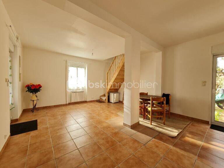 Maison 4 pièces 66 m² · à Ambrières-les-Vallées · 66 m² · 104 000 €