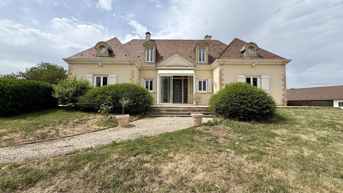 Maison 7 pièces 240 m² · à Marsannay-la-Côte · 240 m² · 1 360 000 €