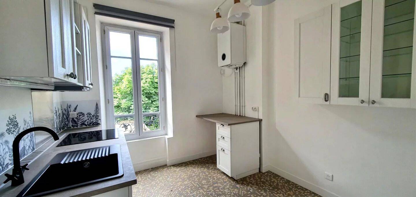 Appartement 2 pièces 47 m² · à Le Vésinet · 47 m² · 1 200 €