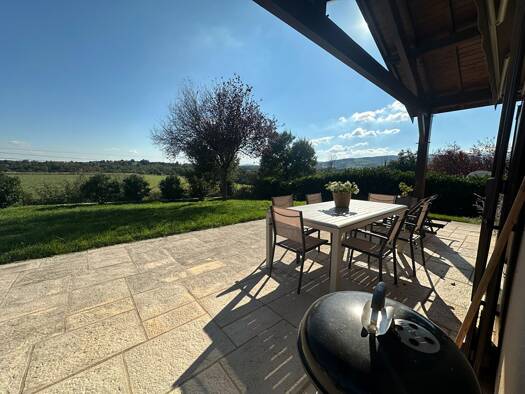 Maison à vendre 650 000 € 5 pièces 4 chambres 146 m² 1 550 m² de terrain Vaugneray 69670