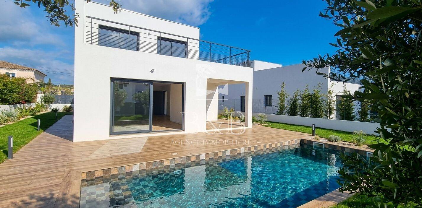 Maison 4 pièces 110 m² · à Fréjus · 110 m² · 995 000 €