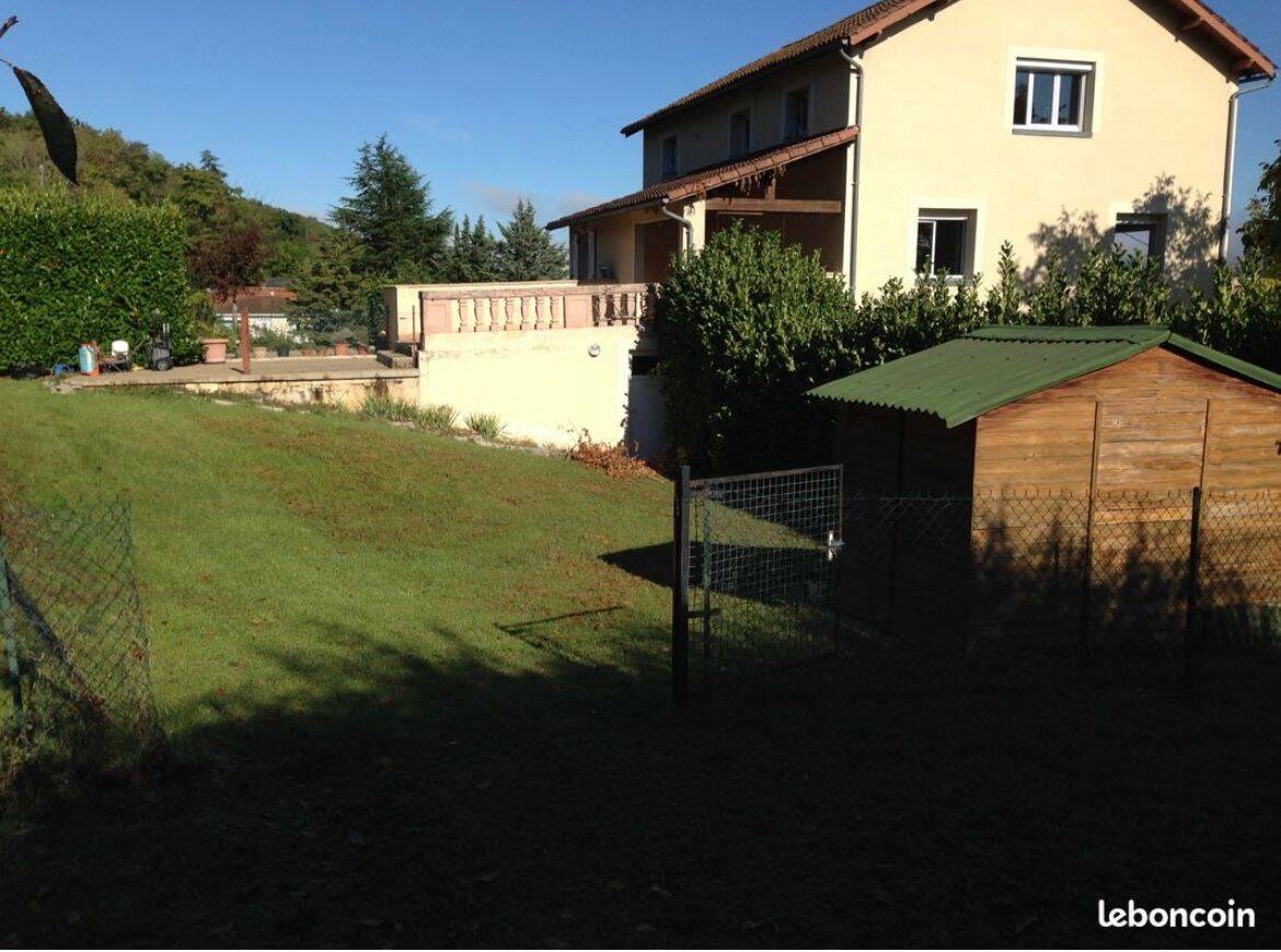 Appartement 4 pièces 105 m² · à Cahors · 105 m² · 910 €