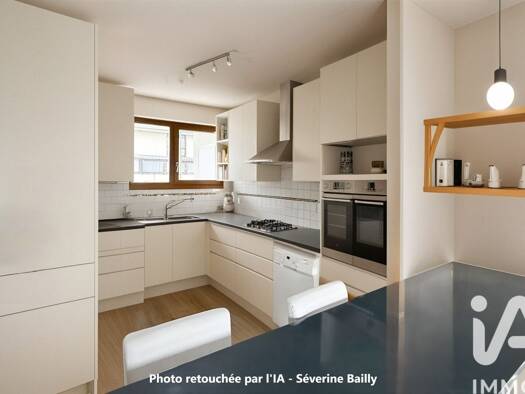 Appartement à vendre 189 900 € 4 pièces 3 chambres 74 m² Étage 2/2 Leclerc-Verdun Nord Est Brie-Comte-Robert 77170