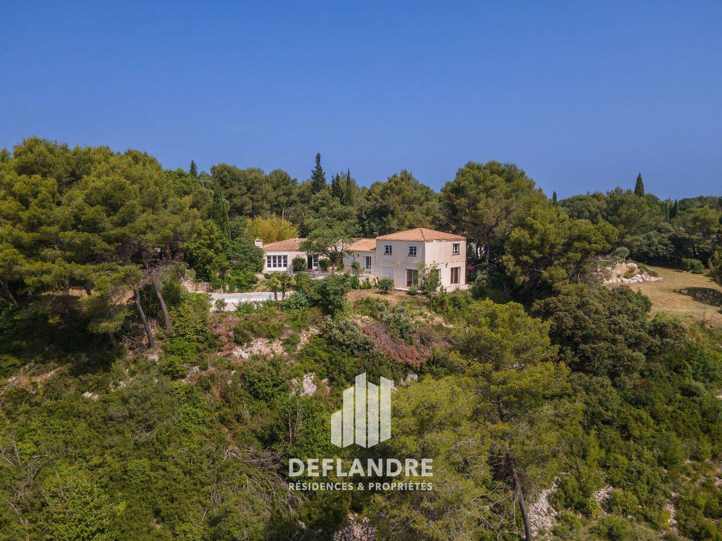 Maison 7 pièces 275 m² · à Montpellier · 275 m² · 895 000 €