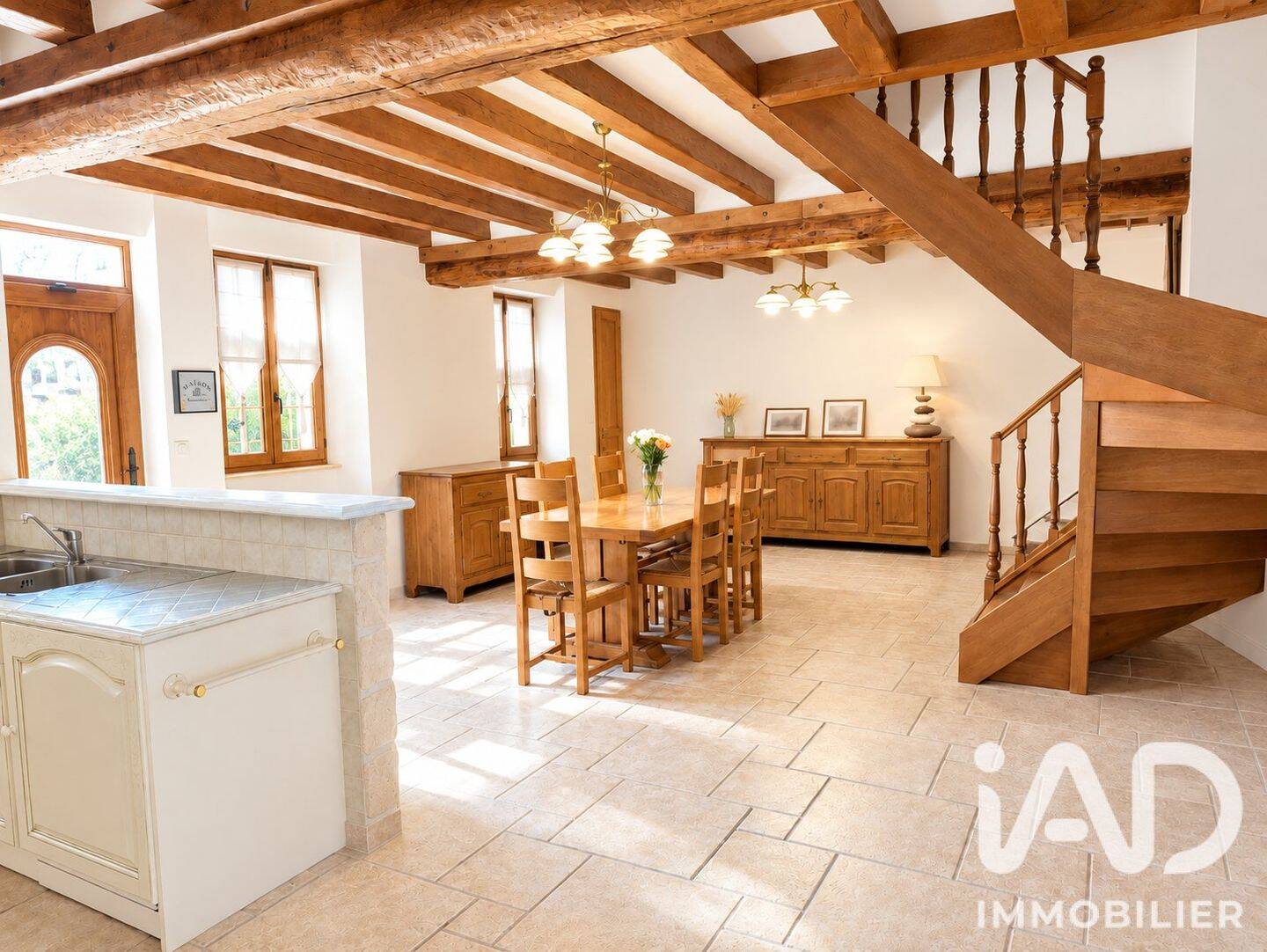 Maison 6 pièces 90 m² · à Ménerville · 90 m² · 299 900 €