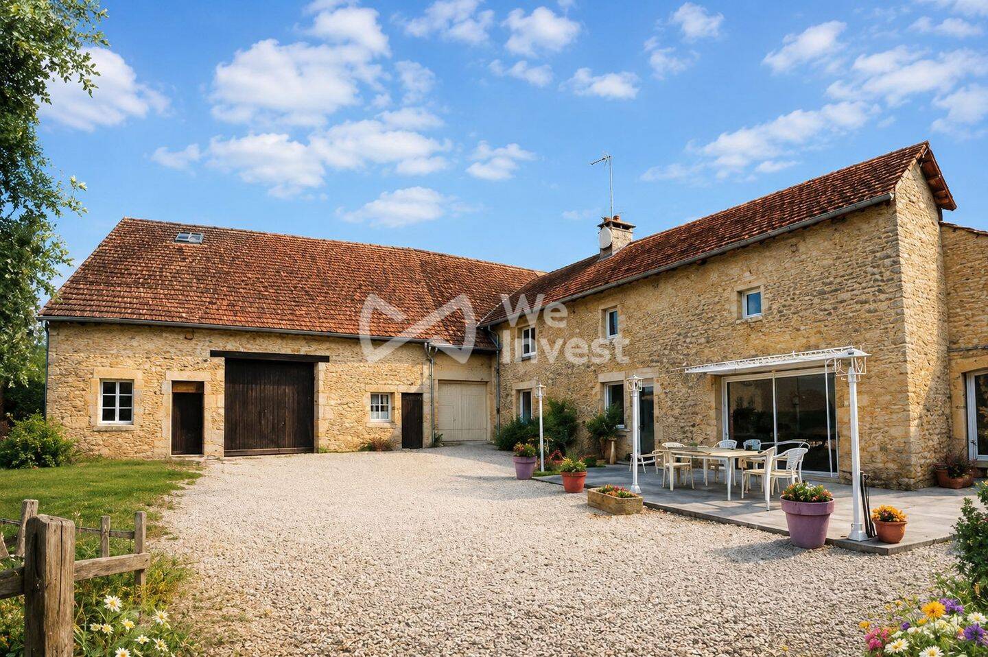 Maison 7 pièces 230 m² · à Mont-lès-Neufchâteau · 230 m² · 216 000 €