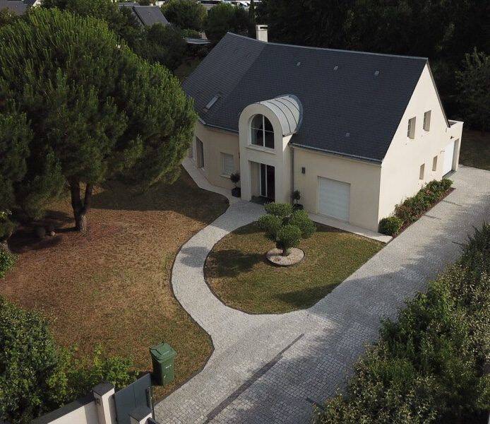 Maison 1 pièce 206 m² · à Saint-Cyr-sur-Loire · 206 m² · 860 000 €