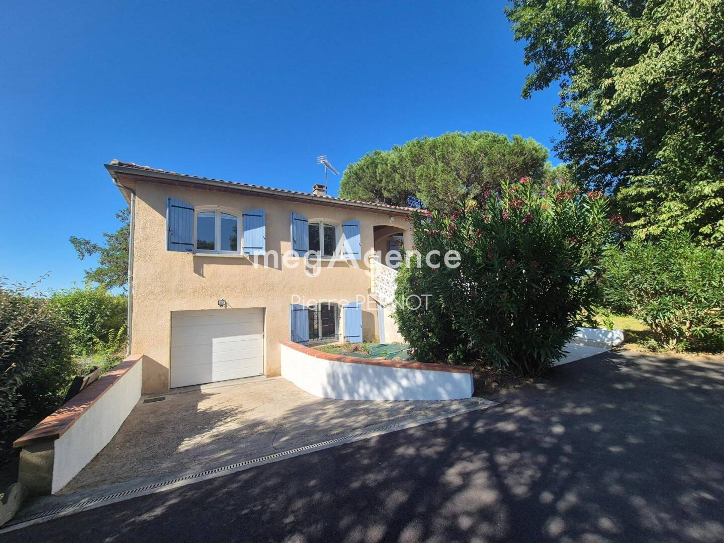 Maison 5 pièces 134 m² · à Terssac · 134 m² · 299 000 €