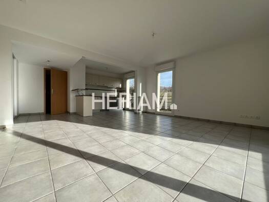 Duplex à vendre 490 000 € 4 pièces 3 chambres 91 m² Étage 2/2 Annecy 74370
