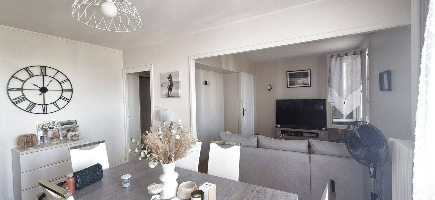 Appartement 3 pièces 79 m² · à Bellerive-sur-Allier · 79 m² · 740 €