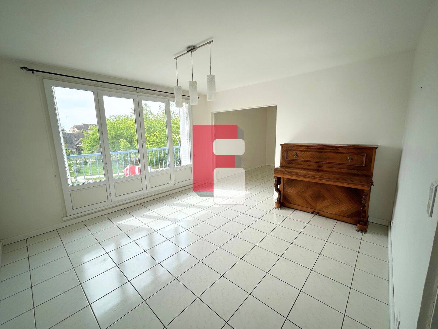 Appartement 4 pièces 79 m² · à Troyes · 79 m² · 125 000 €