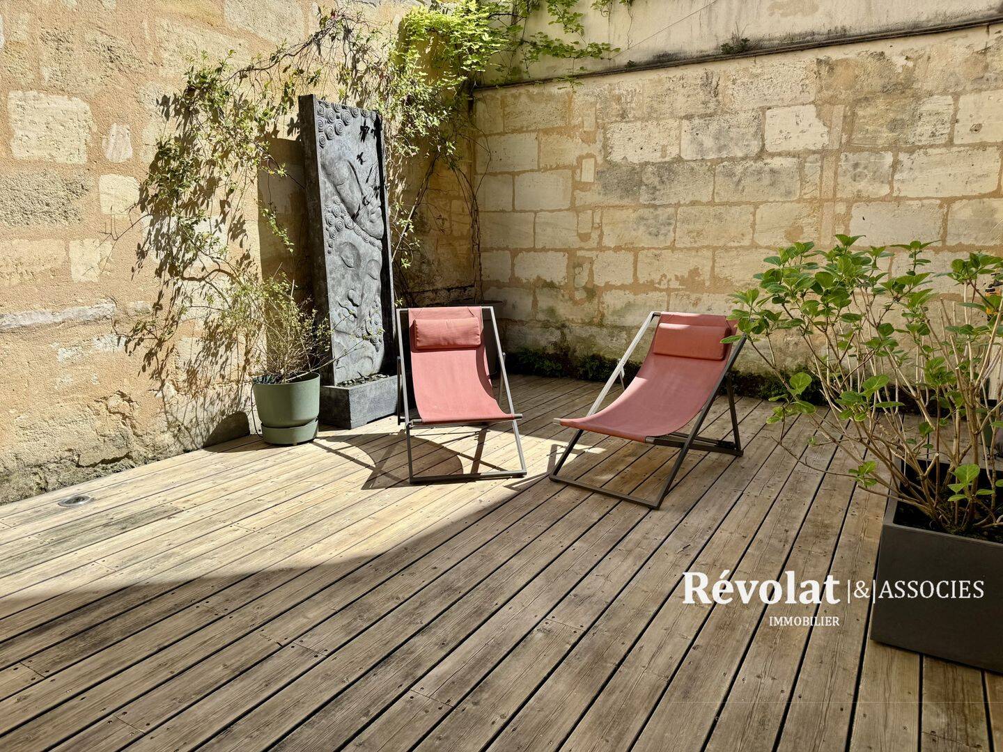 Appartement 2 pièces 50 m² · à Bordeaux · 50,4 m² · 1 100 000 €