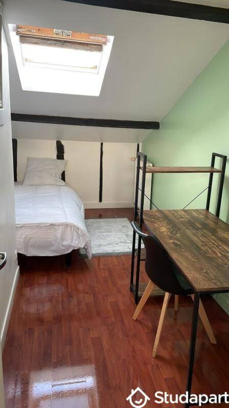 1 pièce 10 m² · à Corbeil-Essonnes · 10 m² · 505 €/mois