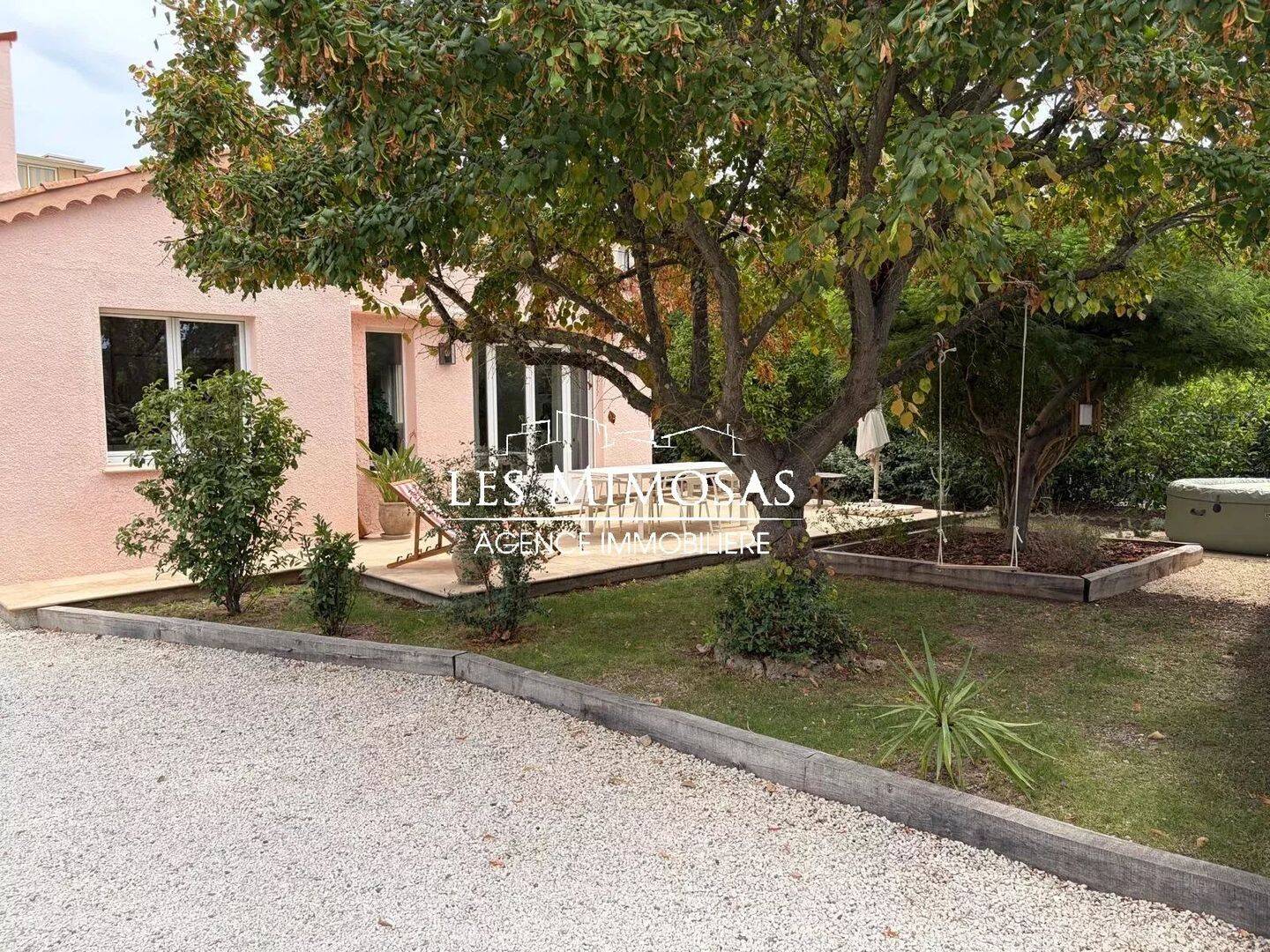Maison 5 pièces 115 m² · à Fréjus · 115 m² · 685 000 €