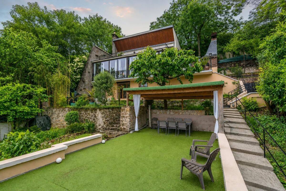 Maison 6 pièces 156 m² · à Chennevières-sur-Marne · 156,1 m² · 739 000 €