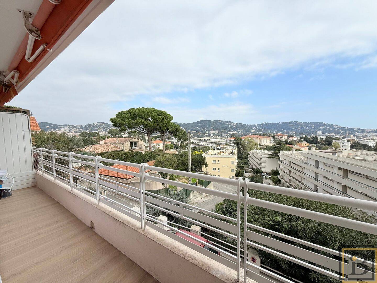 Appartement 2 pièces 43 m² · à Cannes · 43 m² · 966 €/mois