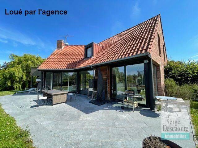 Maison 7 pièces 192 m² · à Mérignies · 192 m² · 2 500 €/mois