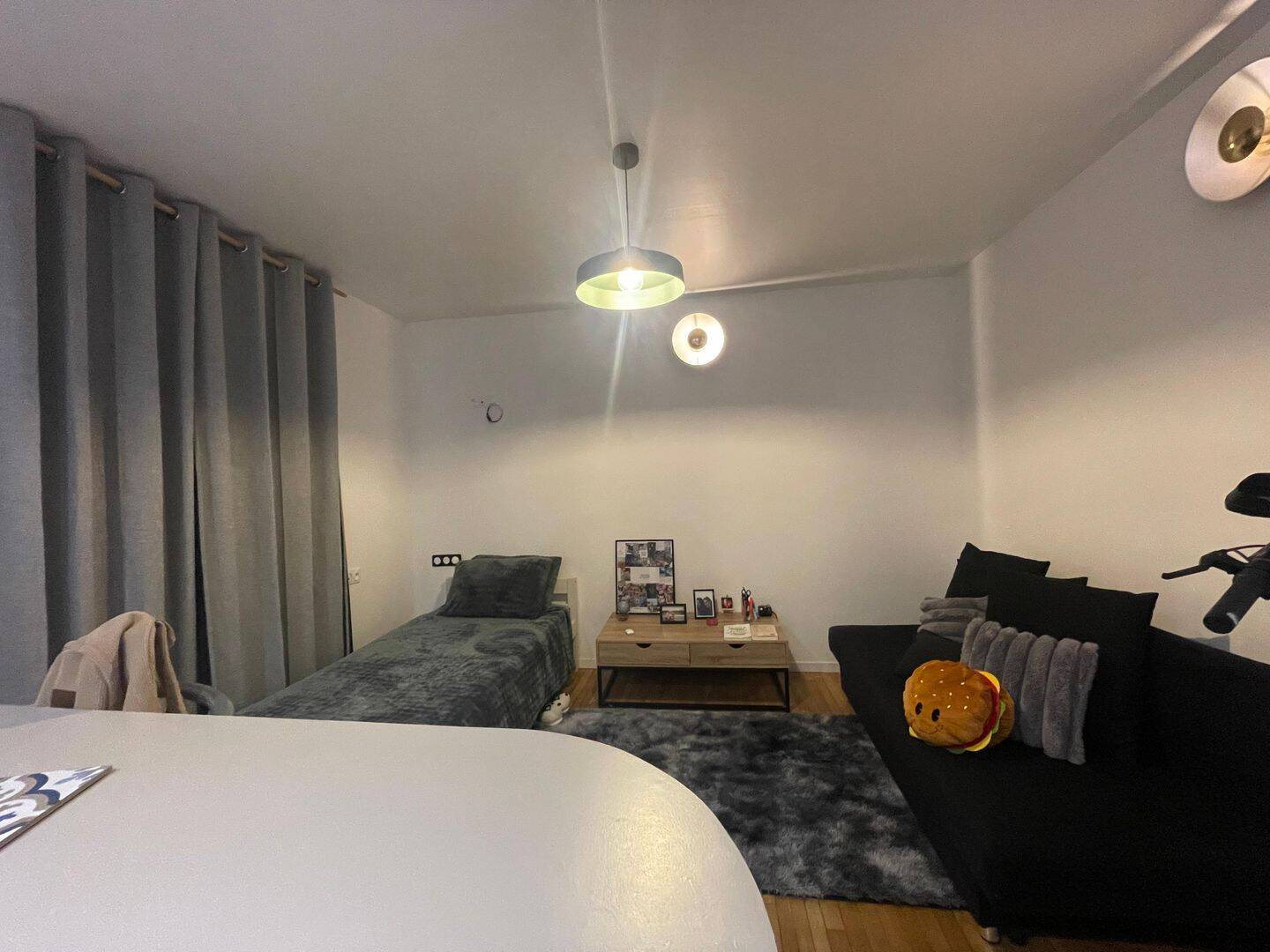 Appartement 1 pièce 27 m² · à Asnières-sur-Seine · 27 m² · 1 200 €/mois