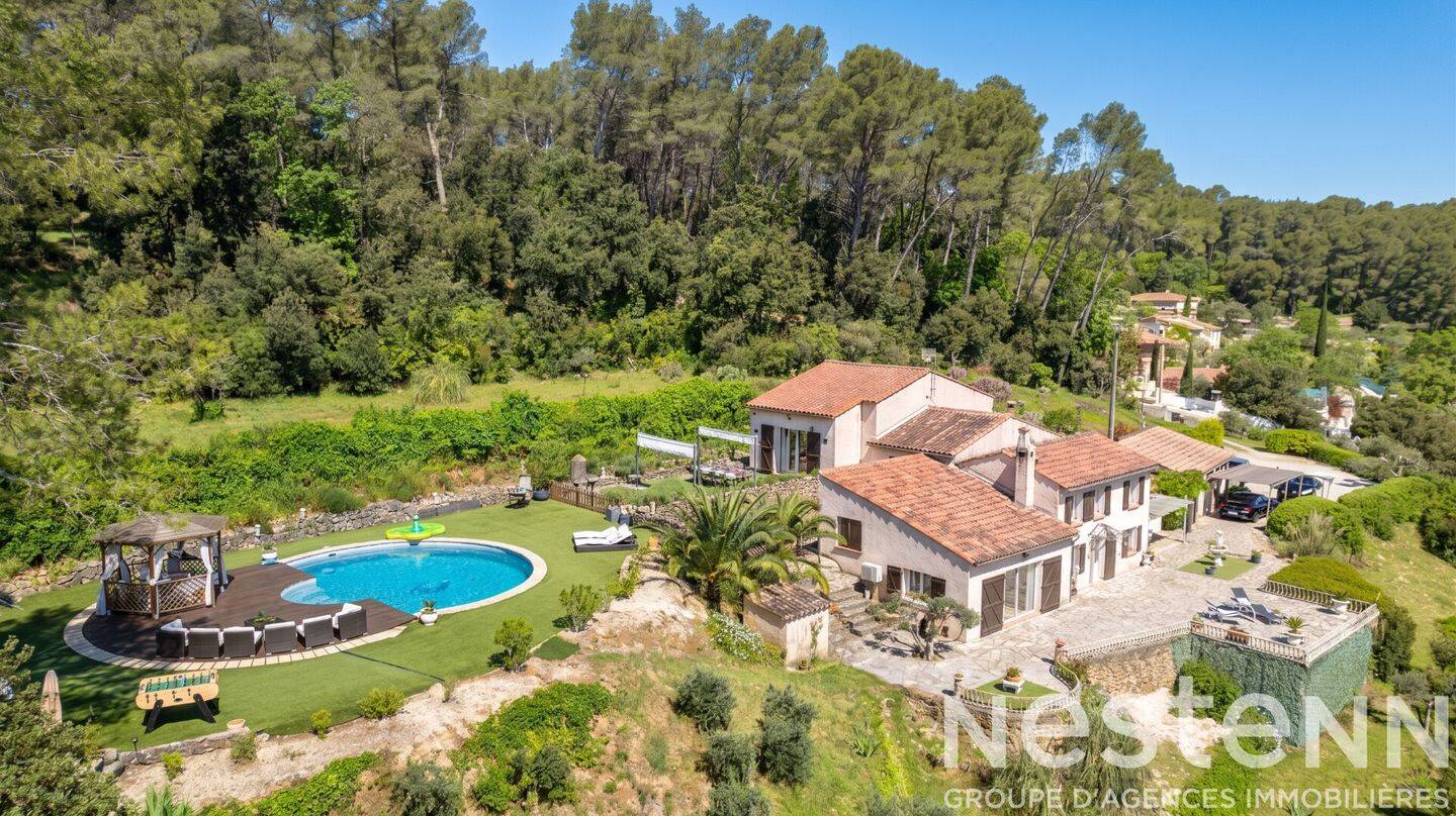 Maison 6 pièces 152 m² · à Trans-en-Provence · 152 m² · 595 000 €