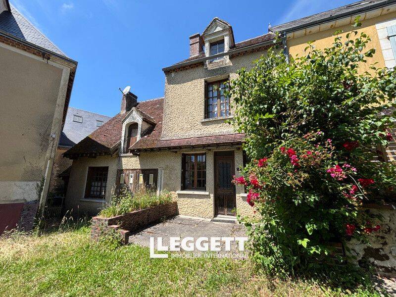Maison 8 pièces 146 m² · à Verrières · 146 m² · 140 000 €