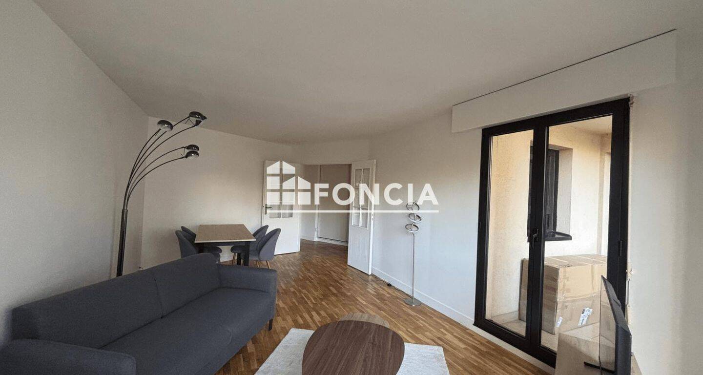 Appartement 2 pièces 53 m² · à Paris 18ème Arrondissement · 53 m² · 2 000 €/mois