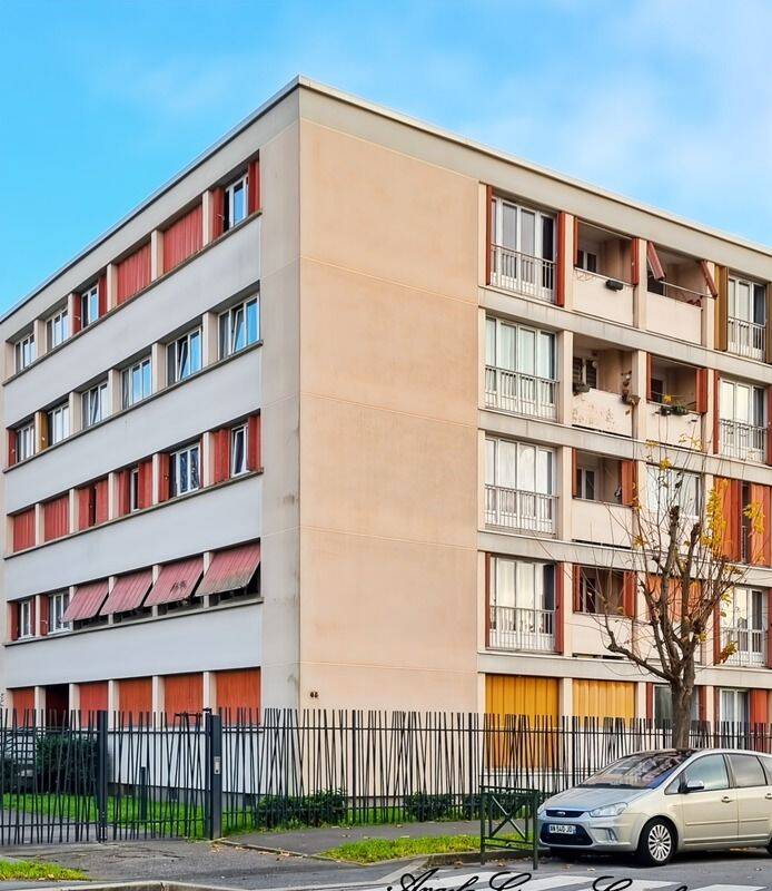 Appartement 5 pièces 83 m² · à Neuilly-sur-Marne · 83 m² · 200 000 €