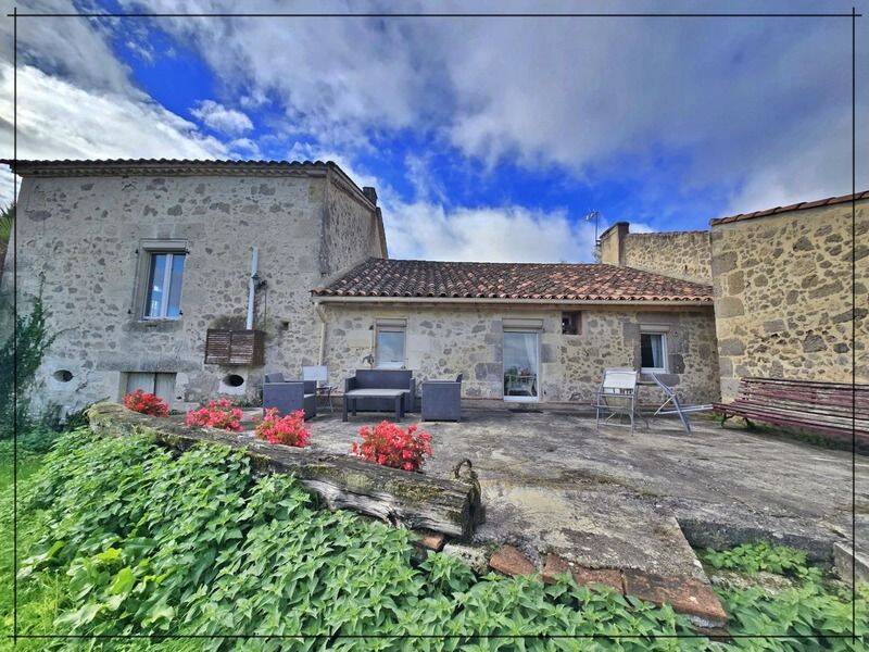 Maison 9 pièces 350 m² · à Mézin · 350 m² · 395 000 €