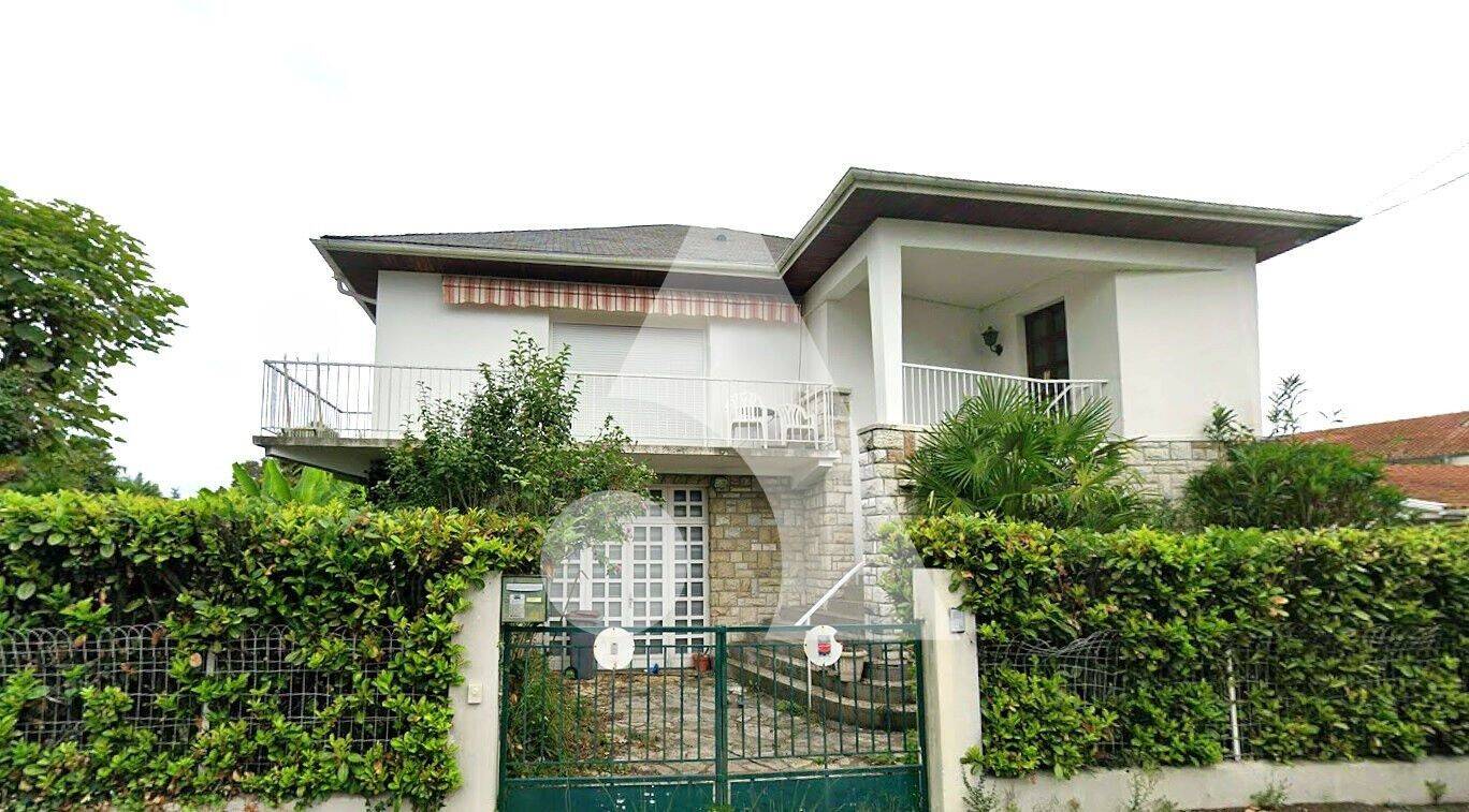 Maison 7 pièces 169 m² · à Tarbes · 168,9 m² · 186 375 €